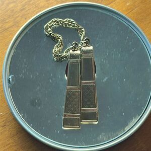 Vintage gold tone‎ sweater clips